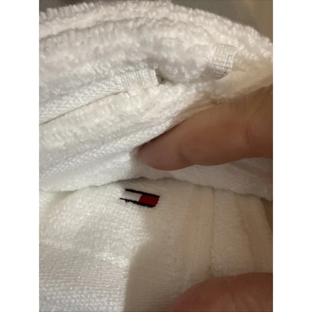 Tommy Hilfiger White Cotton Hand Towels 16